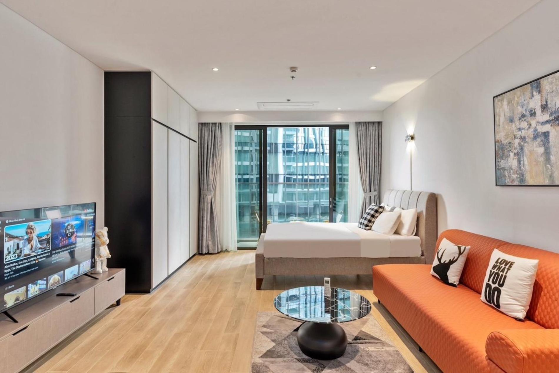 The Metropole -Complex "Opera, Crest, Galleria " -Free Pool-Gym-Sauna Room-Yoga Room ホーチミン市 エクステリア 写真