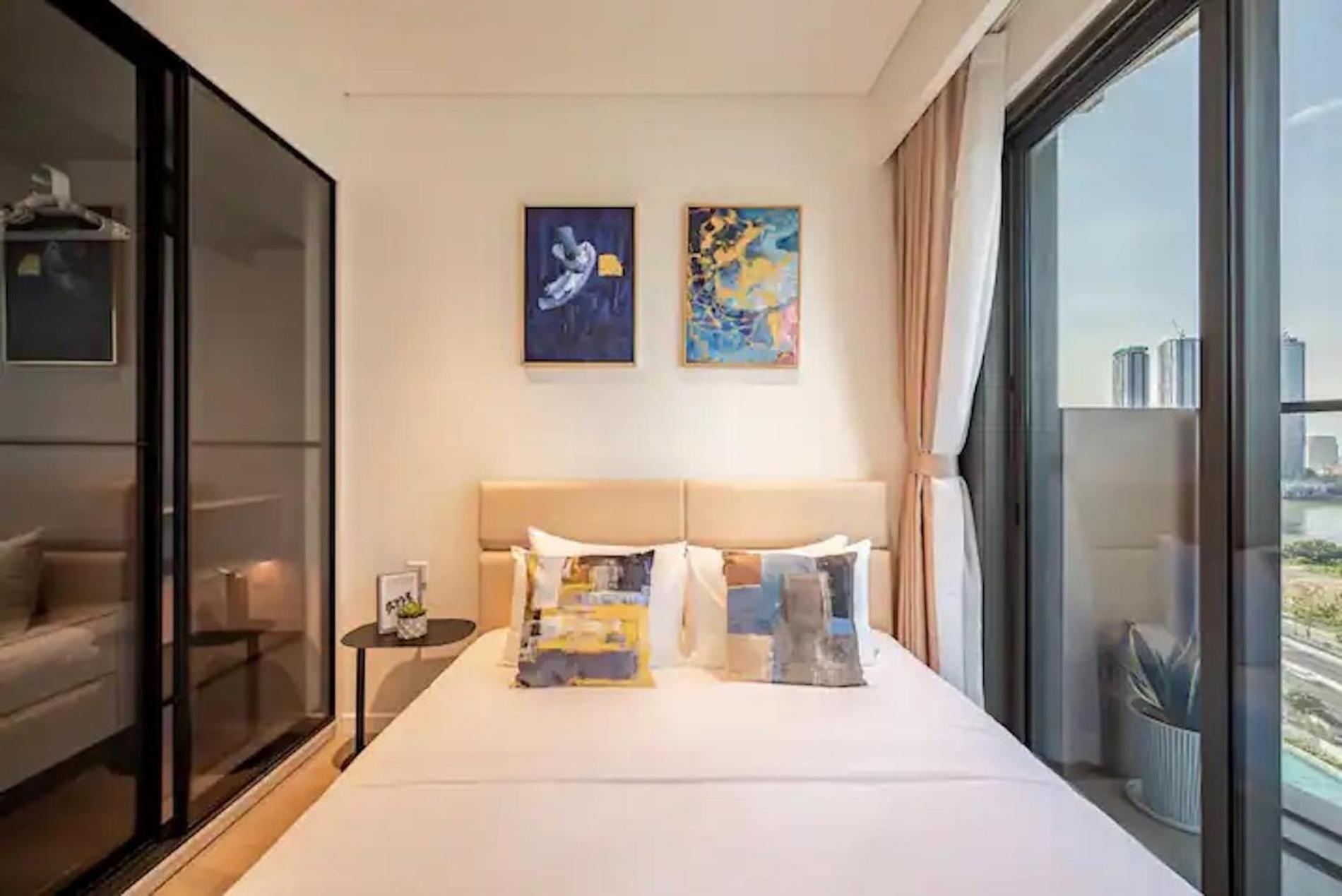 The Metropole -Complex "Opera, Crest, Galleria " -Free Pool-Gym-Sauna Room-Yoga Room ホーチミン市 エクステリア 写真