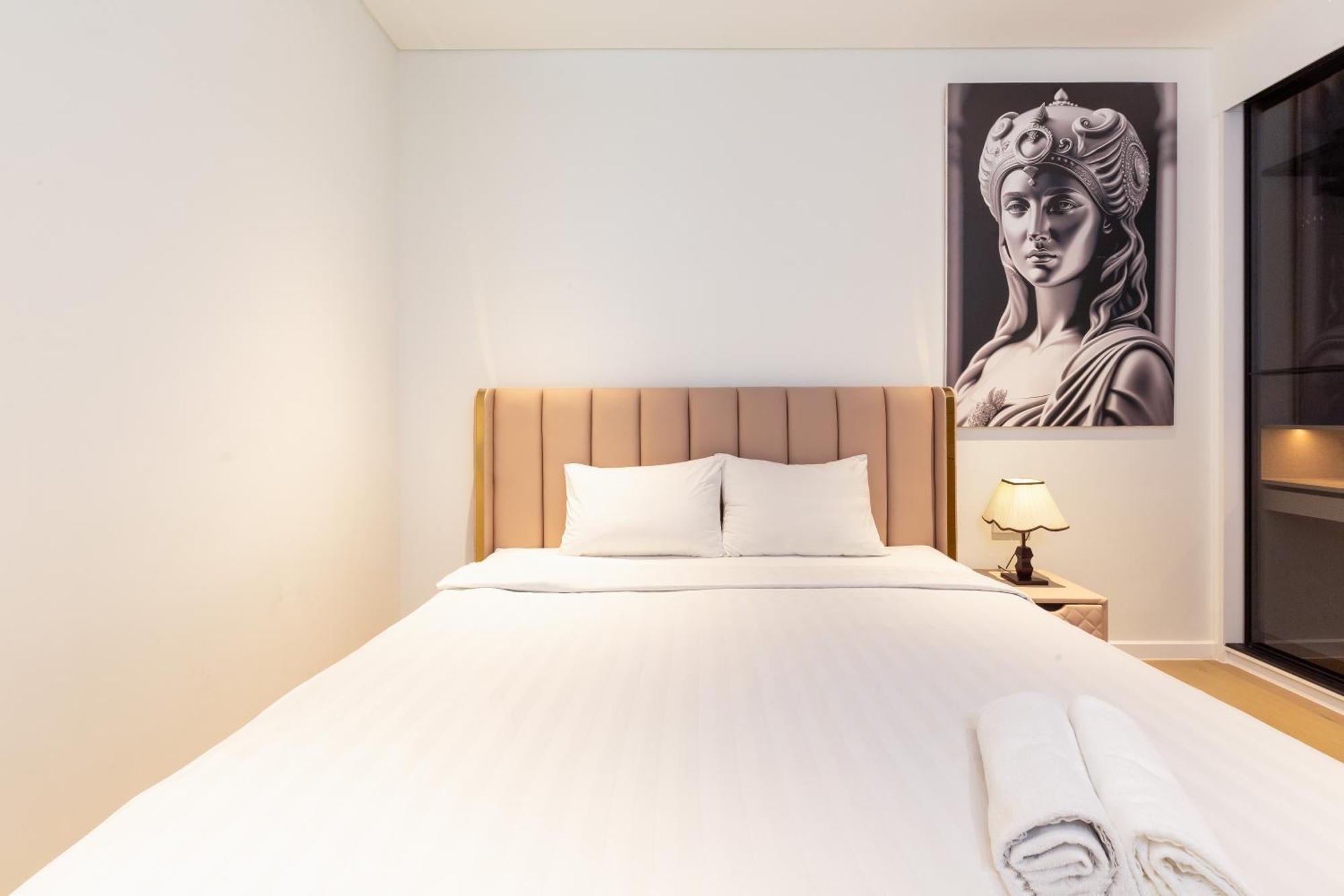 The Metropole -Complex "Opera, Crest, Galleria " -Free Pool-Gym-Sauna Room-Yoga Room ホーチミン市 エクステリア 写真